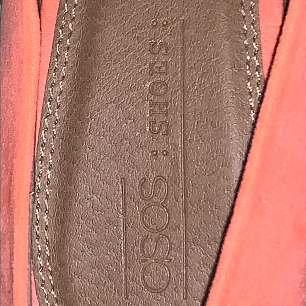 *ASOS* Coral Velvet Kitten Heel Shoes NWOT - Picture 5 of 14